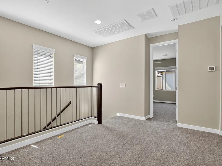 2350 W Gloria Ln — Photo 35