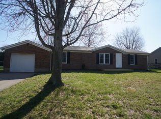 366 Pheasant Run Dr, Batesville, IN 47006