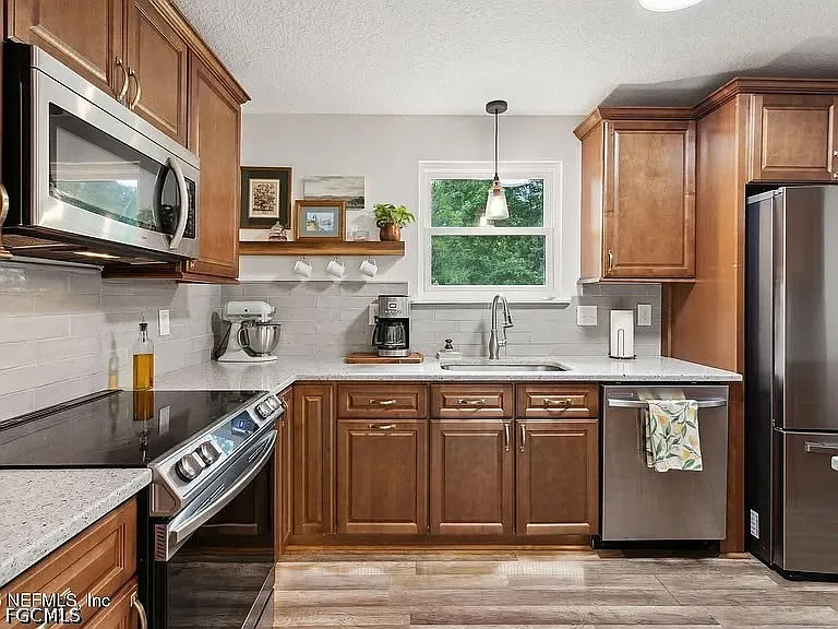11723 W Beaver St — Photo 14