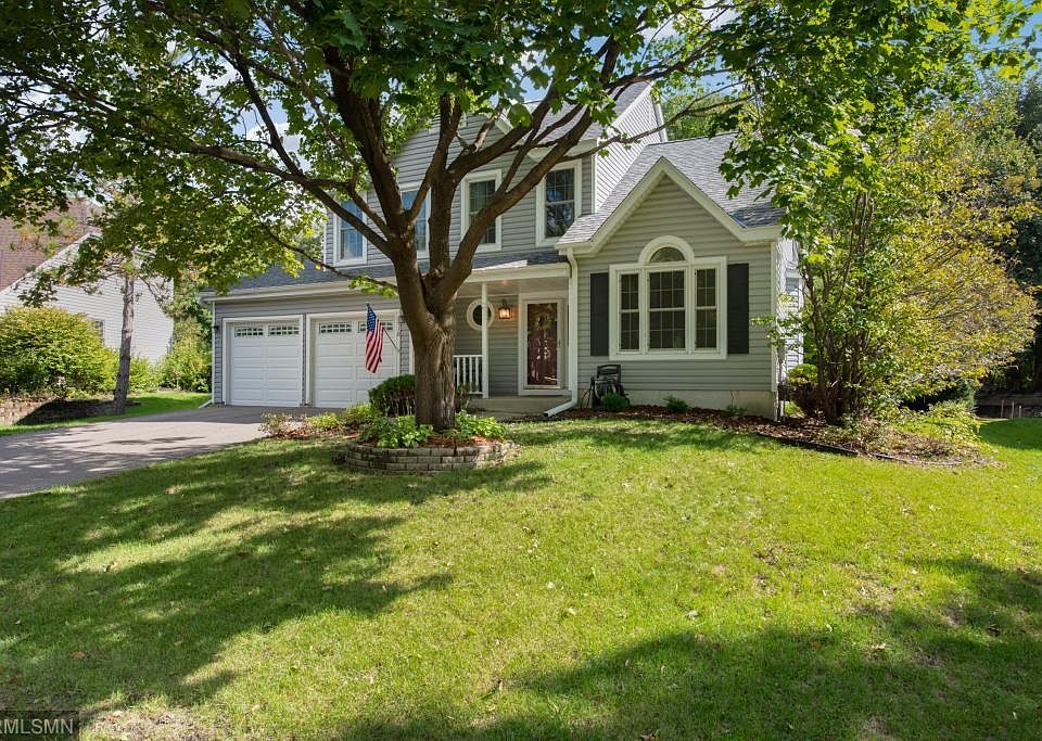 1st image of 8910 Knollwood Dr
