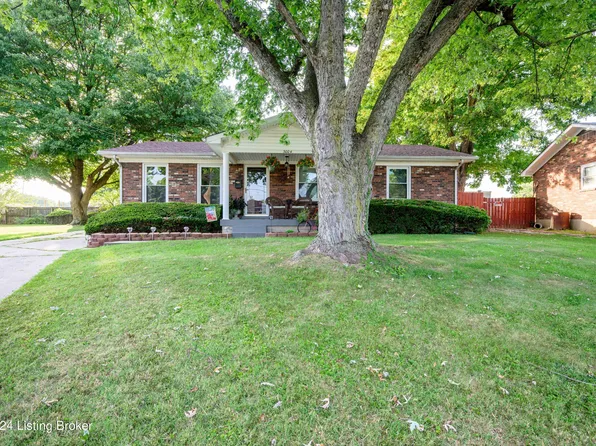 3004 Woodpecker Ct, Louisville, KY 40216