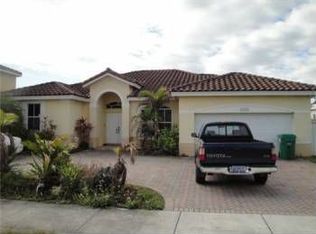 16220 SW 50th Ter, Miami, FL 33185