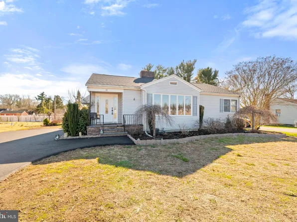 30 Woodlawn Ave, Bridgeton, NJ 08302