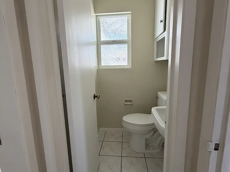 1433 E Larkwood St — Photo 30