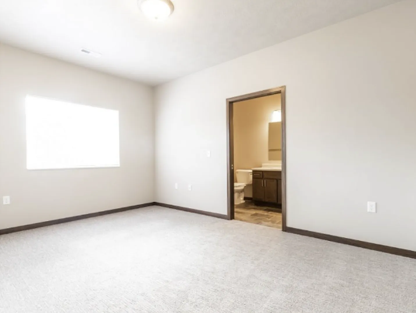 3 Bedroom 2 Bath — Photo 2