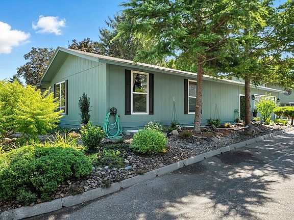 2nd image of 2453 Catalina Ct
