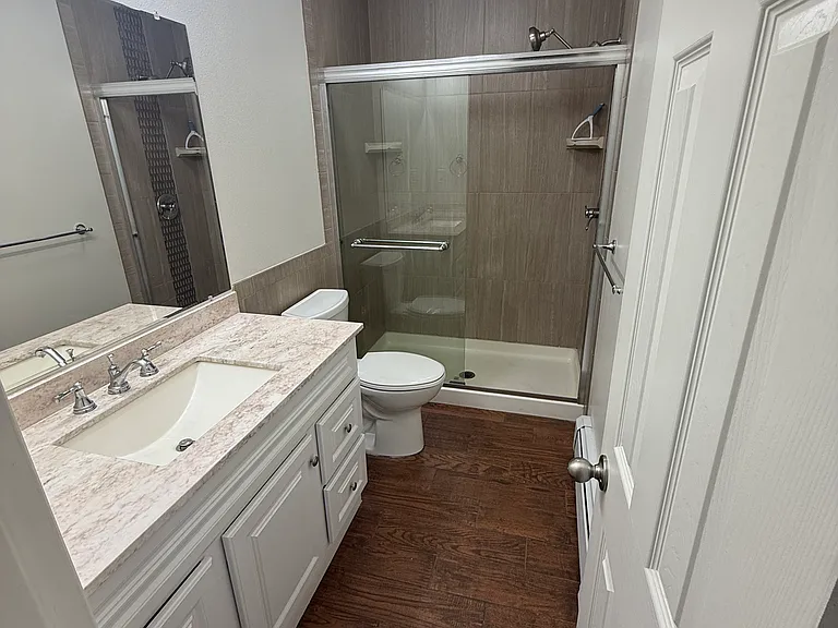 2040 Estes Ln #3 — Photo 5