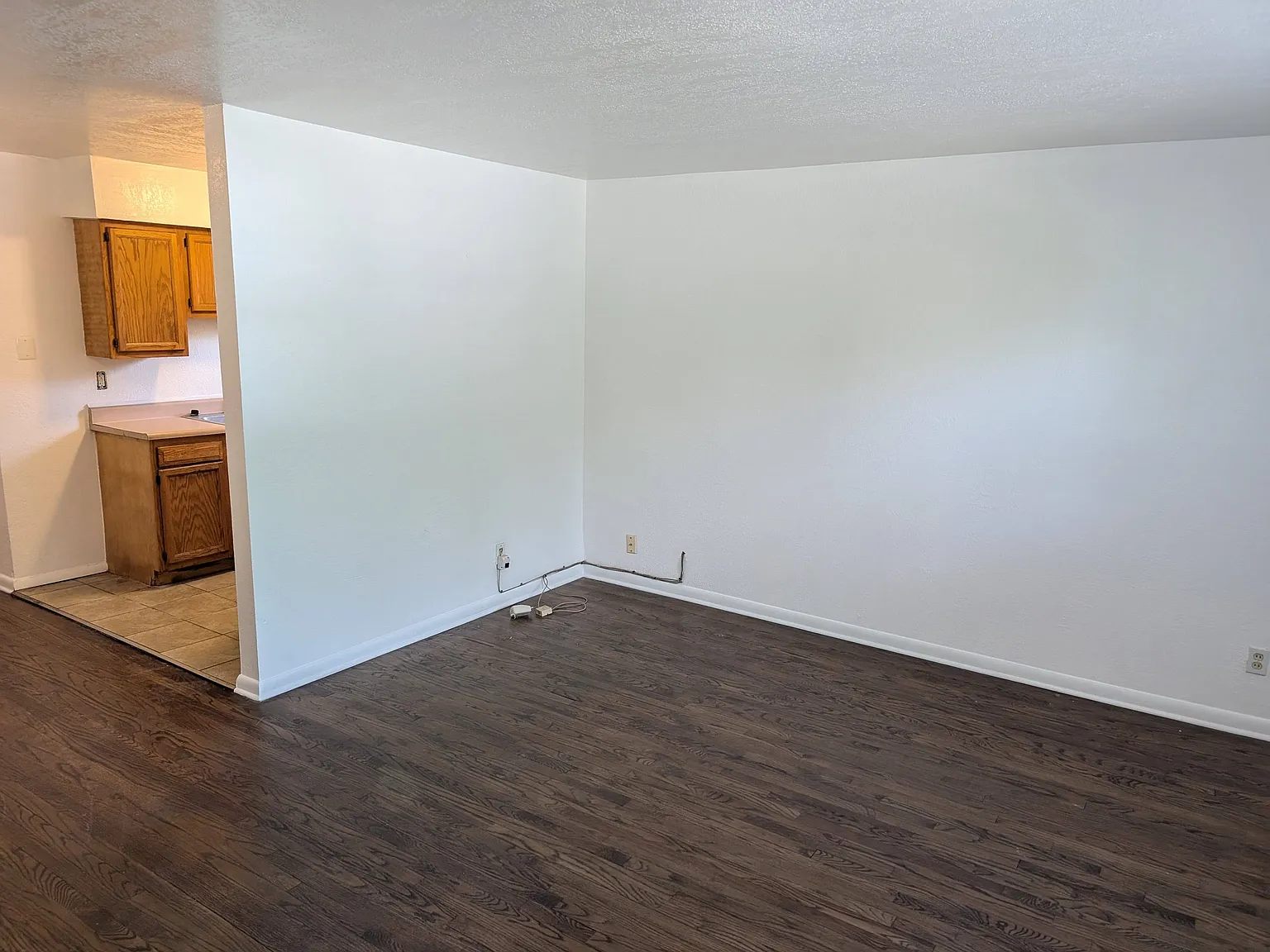 1 bed, 650 sqft, $890 — Photo 4