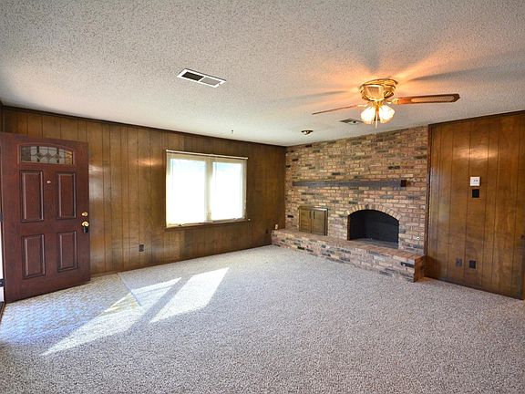 3rd image of 4425 75th Dr APT A