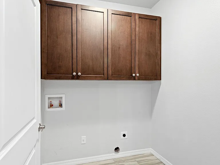 537 Sunbranch Ln — Photo 20