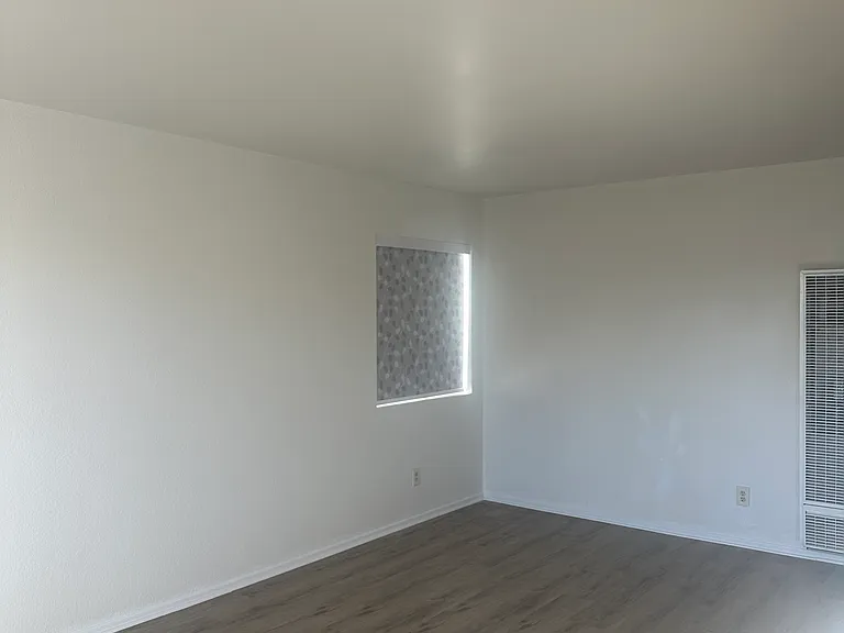 25424 Normandie Ave #16 — Photo 10