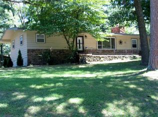 4 Arnold Ln, Bella Vista, AR 72715