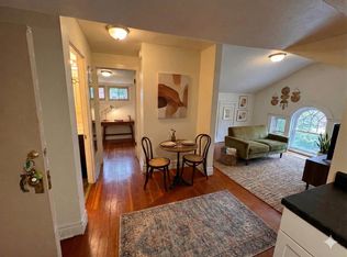 29 Langdon St #6, Madison, WI 53703