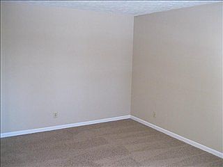 5th image of 18933 Northbrook Cir