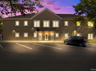 106 Saint Joseph St, Trenton, MI 48183