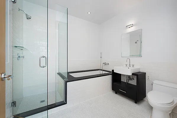 Rented by Two Trees | media 28