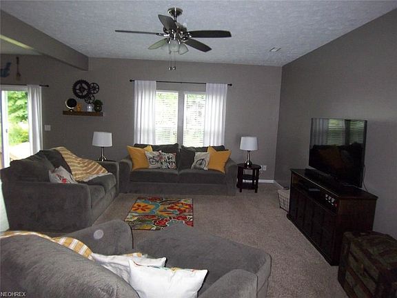 2nd image of 4548 Blush Ct