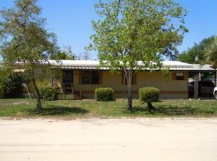 113 Golf Course St, Crescent City, FL 32112