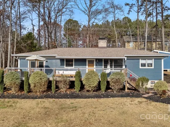 7501 Carolyn St, Denver, NC 28037