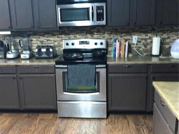 3rd image of 3520 Red Mine Ln