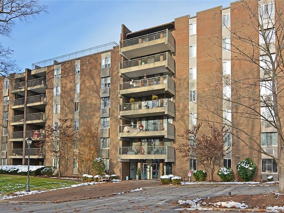 1st image of 201 Grant St #606