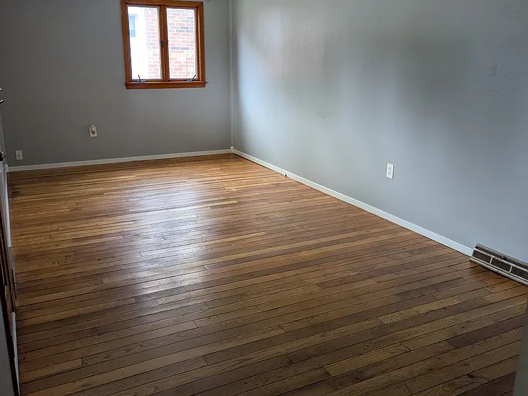 1711 Kansas Ave — Photo 10