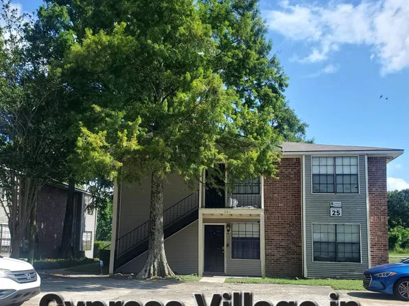 921 W Elrem St #25D, Gonzales, LA 70737
