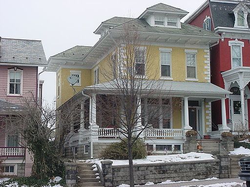 2nd image of 208 E Main St #1
