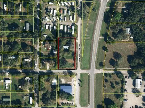 1425 N Bridge St, Labelle, FL 33935