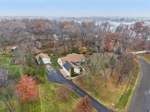 W9632 Rose Cir, Beaver Dam, WI 53916