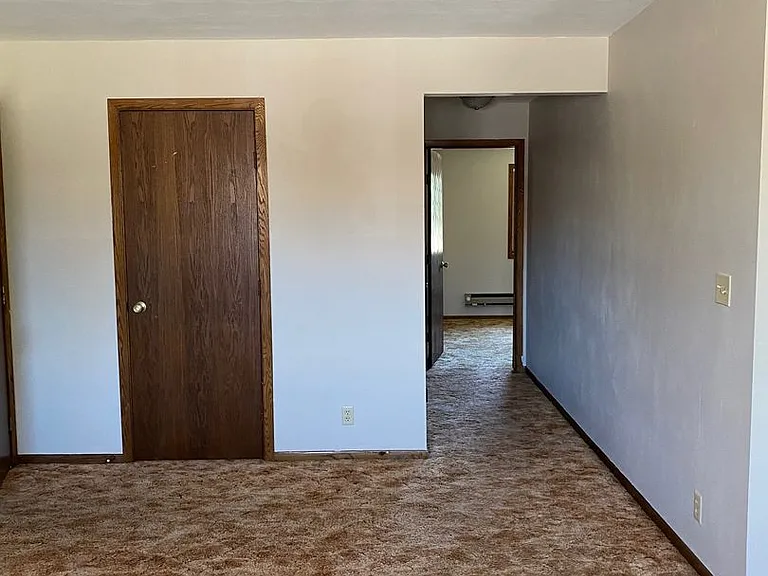 5165 Cheney Dr — Photo 6
