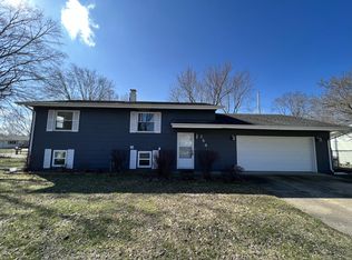 364 Hill St, Coloma, MI 49038
