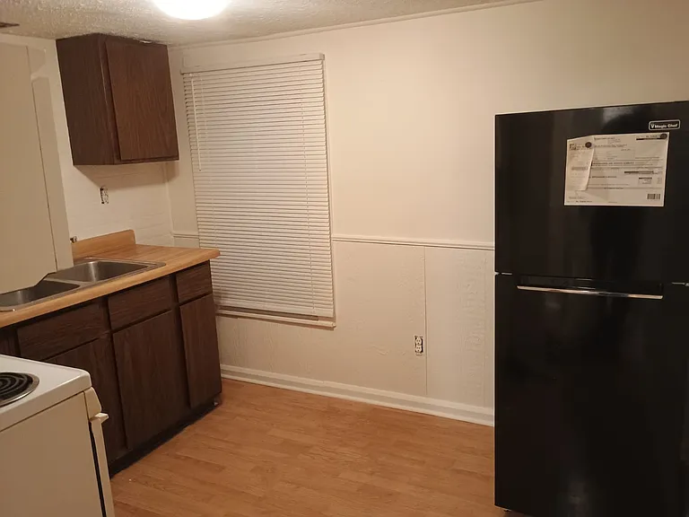 908 E 23rd St #2 — Photo 1