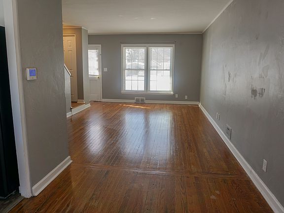 3rd image of 2004 S Cotner Blvd #2004