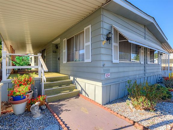 4th image of 1675 Manzanita Ave #109
