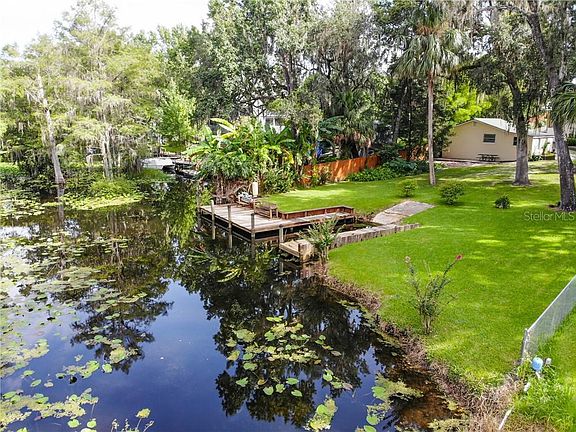 4th image of 20780 River Dr