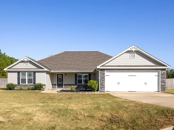 18 Silver Eagle Ct, Fort Mitchell, AL 36856