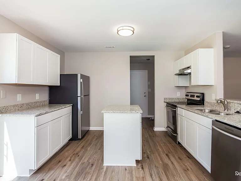 11221 Northwoods Forest Dr — Photo 3