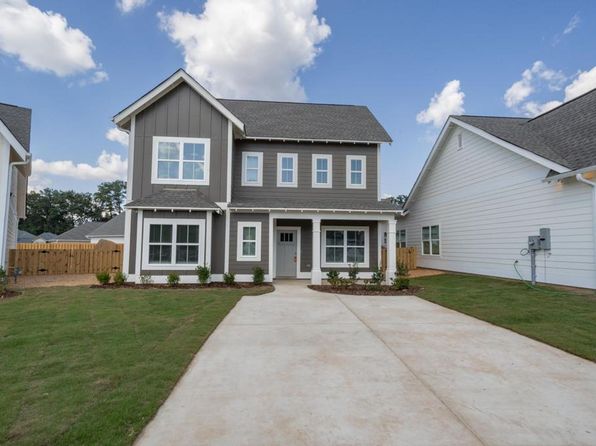 130 Hampton Cir