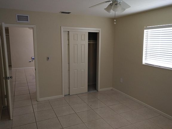3rd image of 1282 NW 195th St