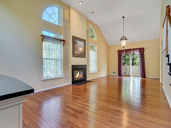4th image of 135 Golf View Blvd #35