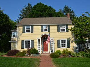 32 Lemay St, West Hartford, CT 06107
