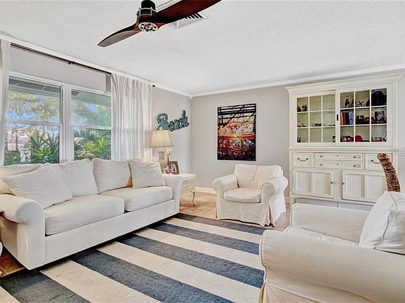 3rd image of 7235 Antigua Pl