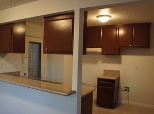 11616 206th St, Lakewood, CA 90715