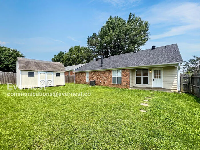10157 Riggan Dr — Photo 16