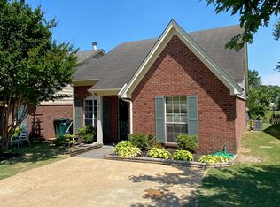 7402 Overlook Dr, Southaven, MS 38671