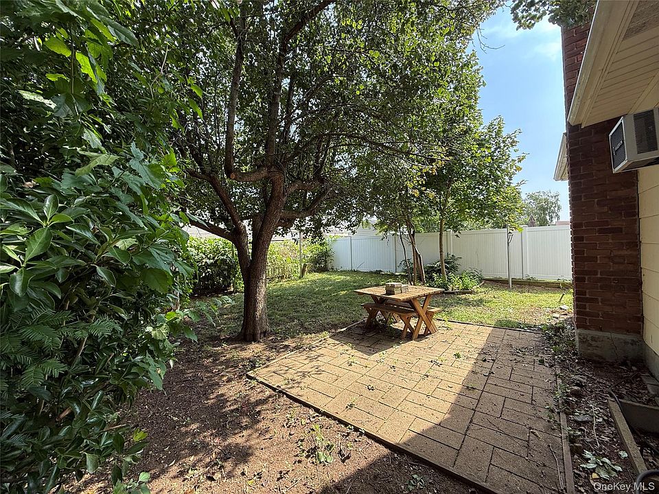 2nd image of 260 8th Street