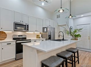 306 Green Trails Ct, Camdenton, MO 65020