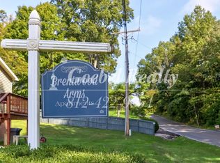 Brentwood Arms, Newburgh, IN 47630