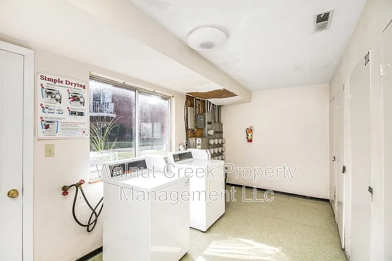 2 bed, 1.0 bath, 1006 sqft, $875 — Photo 4